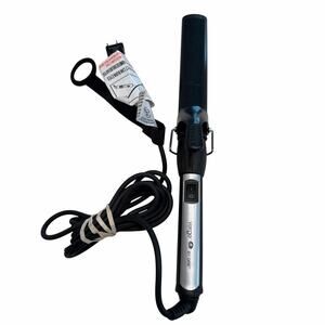 Verge by One ribbon wand curling iron